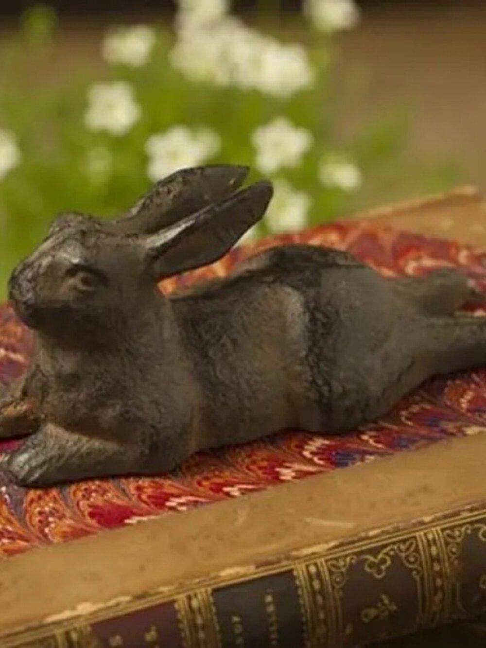 Large Cast Iron Rabbit NEW